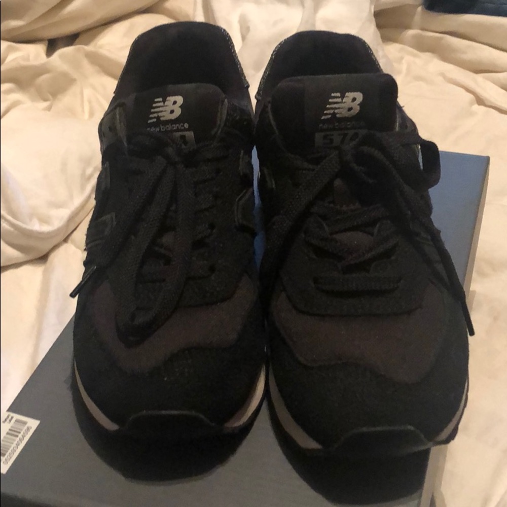 New Balance 574 Pebbled Street Size 7